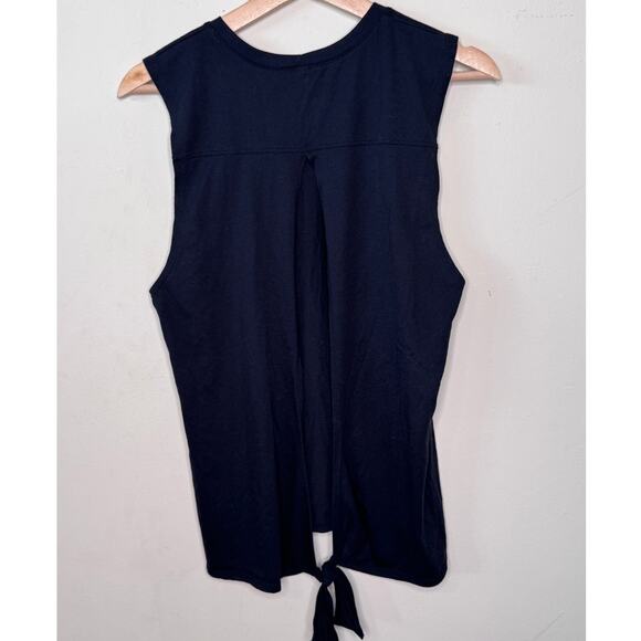 Fabletics Tank Activewear With Open Back Size: M Ligtweight - Picture 2 of 4